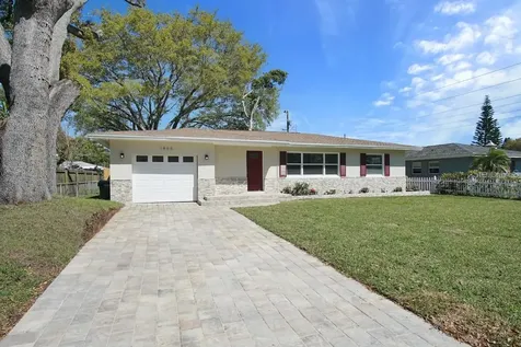 1466 Seabreeze Street Clearwater FL 33756