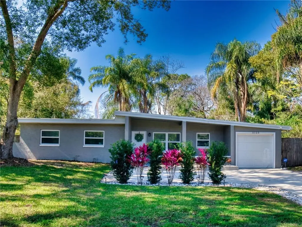 5123 Lake Howell Road Winter Park FL 32792