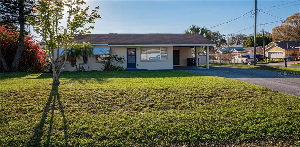 7016 N Richard Avenue Tampa FL 33614