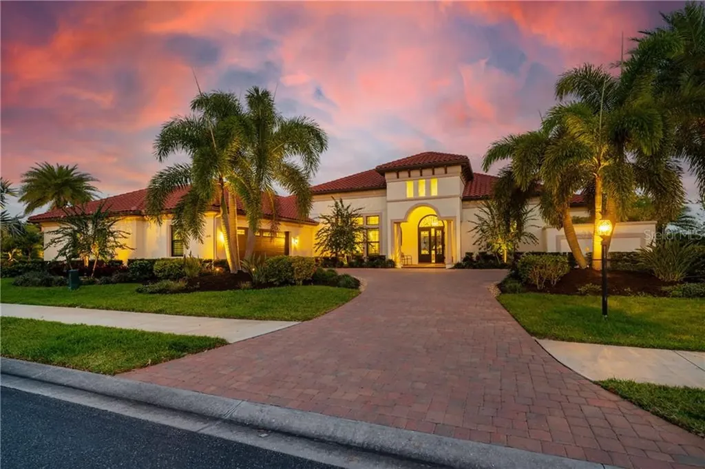 26742 Raphis Royale Boulevard Englewood FL 34223