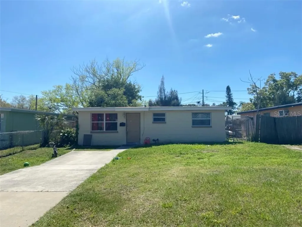 4412 13th Avenue S St Petersburg FL 33711