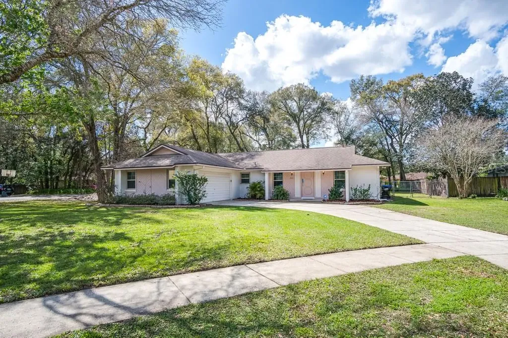 1512 Camel Court Apopka FL 32712