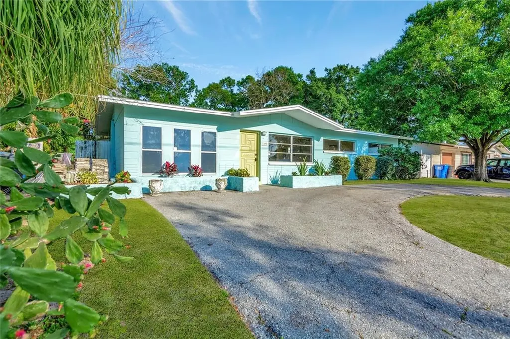 2489 58th Street N St Petersburg FL 33710