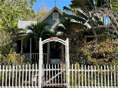 1667 And 1677 Laurel Street Sarasota FL 34236