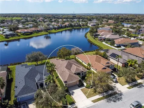 260 Dahlia Court Bradenton FL 34212
