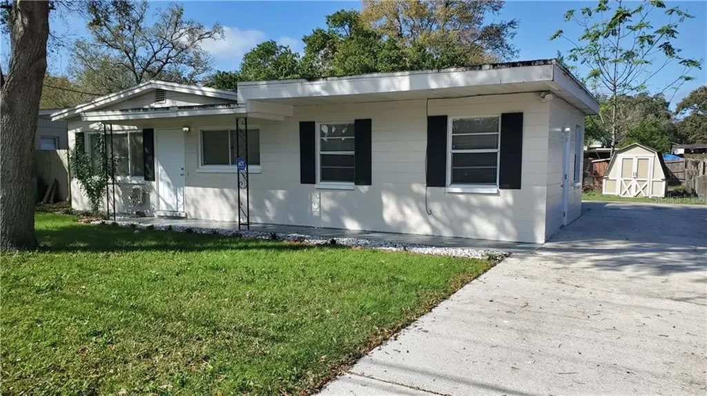 10208 N Altman Street Tampa FL 33612