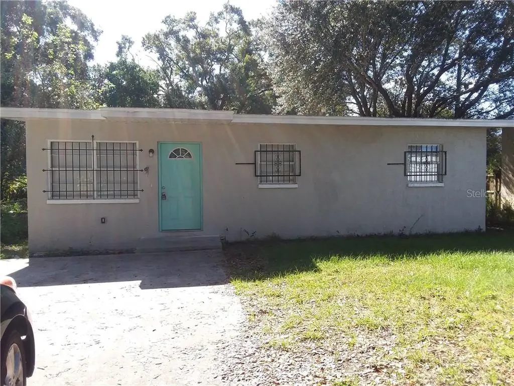 2905 E 32nd Avenue Tampa FL 33610