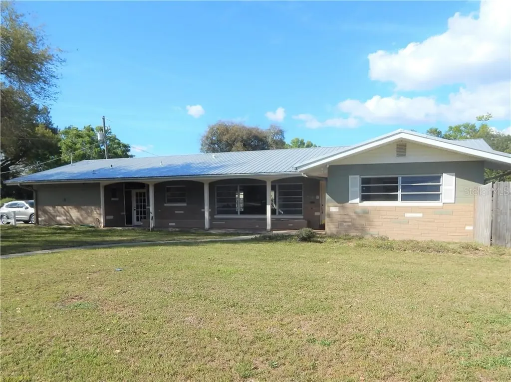 701 Avenue O SE Winter Haven FL 33880