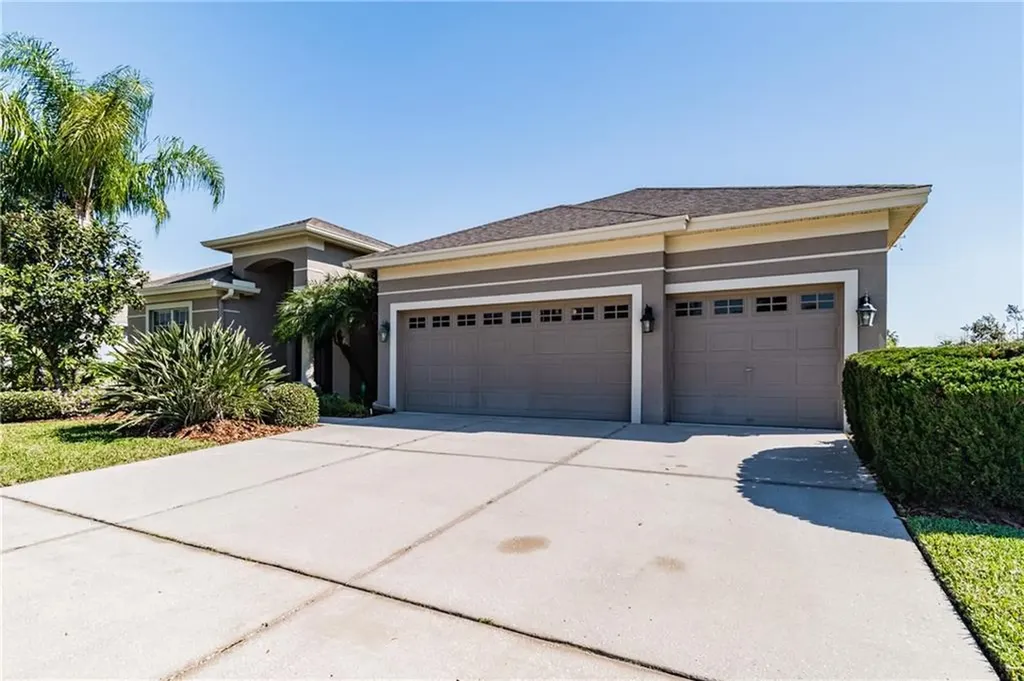 18117 Palm Beach Drive Tampa FL 33647