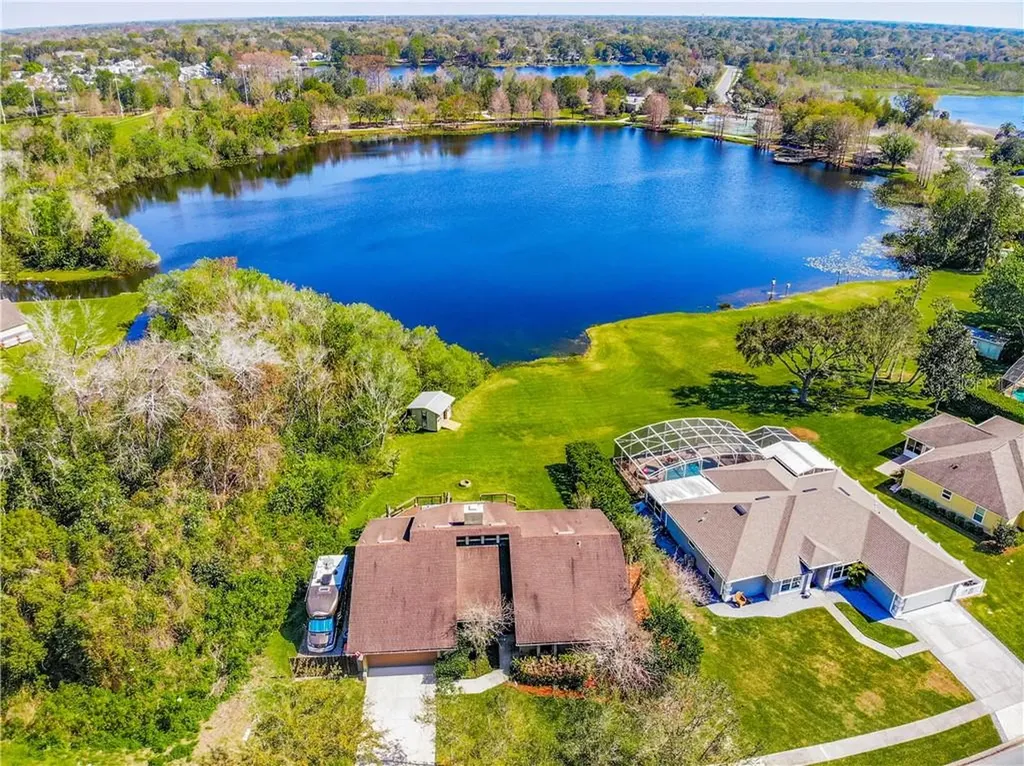 229 Secret Way Casselberry FL 32707