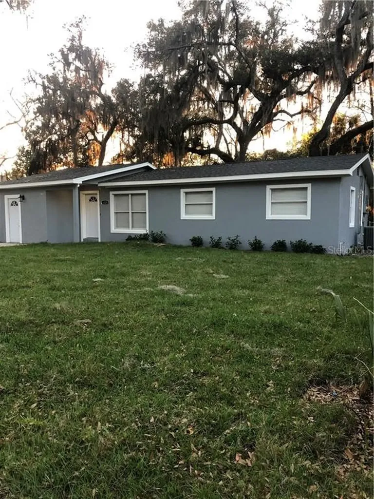 1325 Braebury Drive Leesburg FL 34748