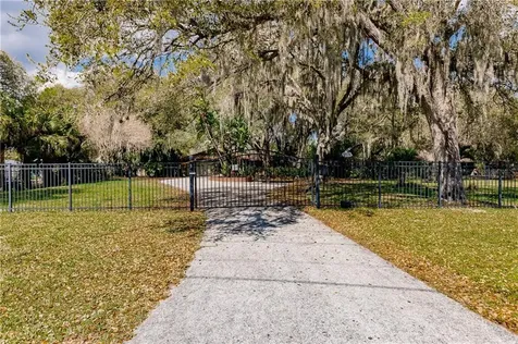 6831 Porter Road Sarasota FL 34240