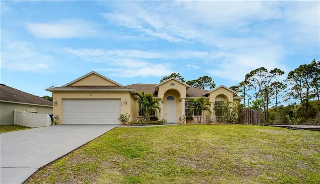 436 Warrington Road SW Palm Bay FL 32908