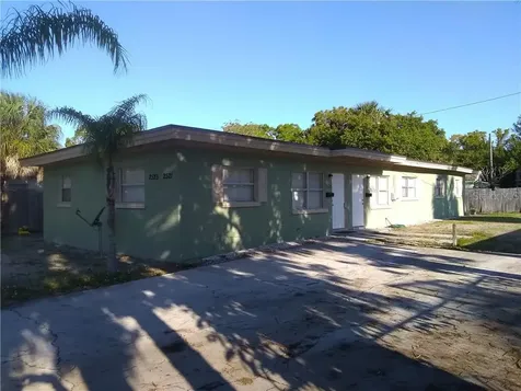 2523 18th Avenue S St Petersburg FL 33712
