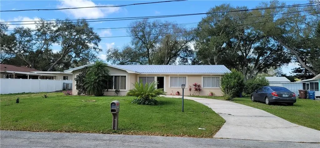 1906 S 8th Street Haines City FL 33844