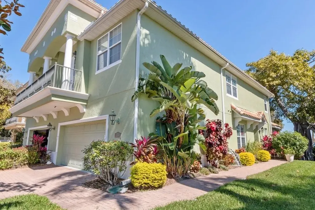 150 Banyan Bay Drive St Petersburg FL 33705