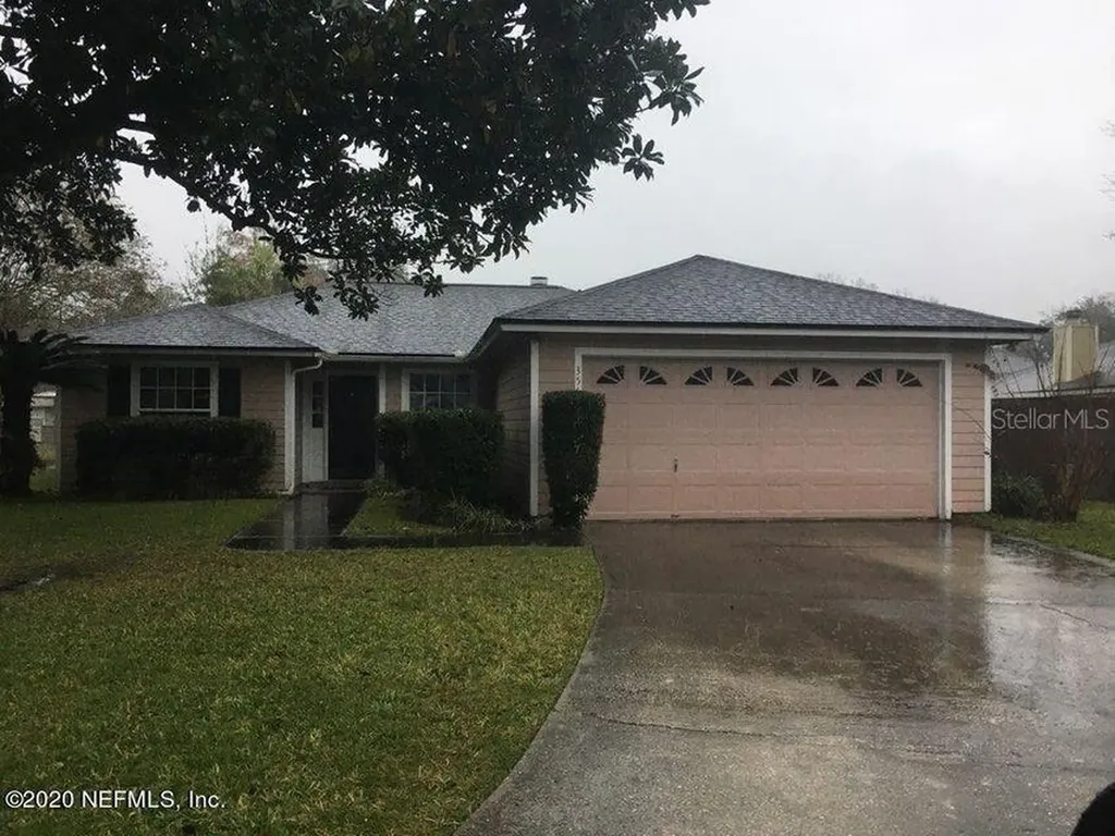 3567 Pond Ridge Court W Jacksonville FL 32223