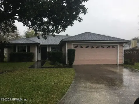 3567 Pond Ridge Court W Jacksonville FL 32223