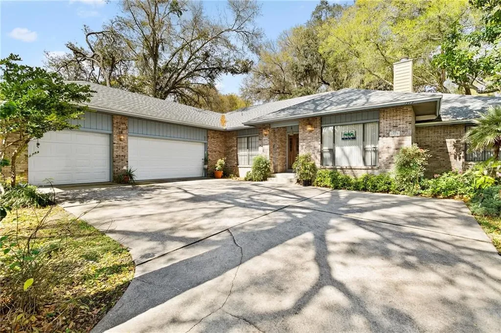 1979 Lake Francis Drive Apopka FL 32712