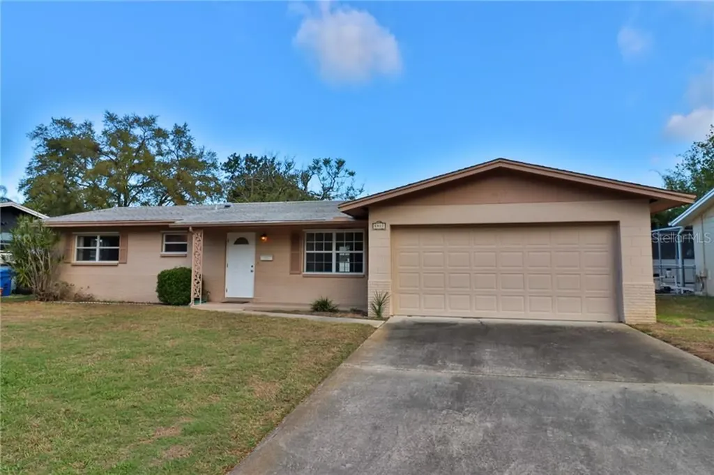 5917 6th Avenue S St Petersburg FL 33707
