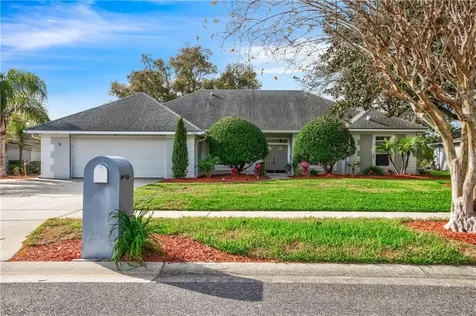 1662 Carillon Park Drive Oviedo FL 32765