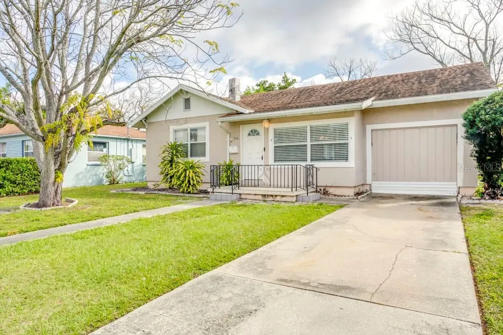 310 40th Street S St Petersburg FL 33711
