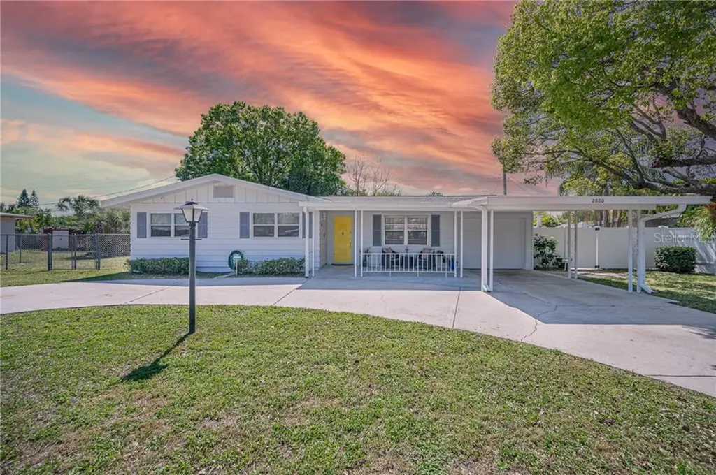 2880 Louise Street Sarasota FL 34237