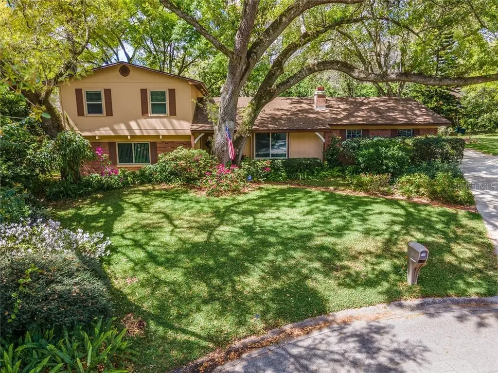 8308 N River Oaks Court Tampa FL 33617
