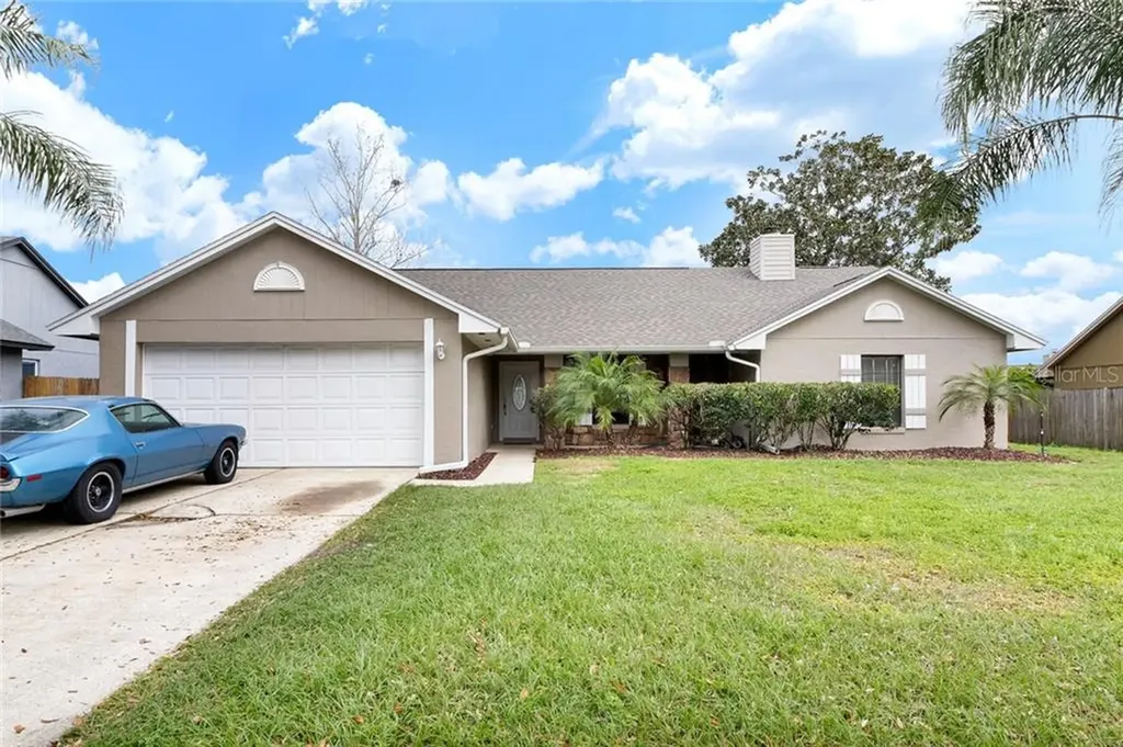 1052 Mckinnon Avenue Oviedo FL 32765