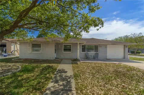 8628 Sabal Way Port Richey FL 34668