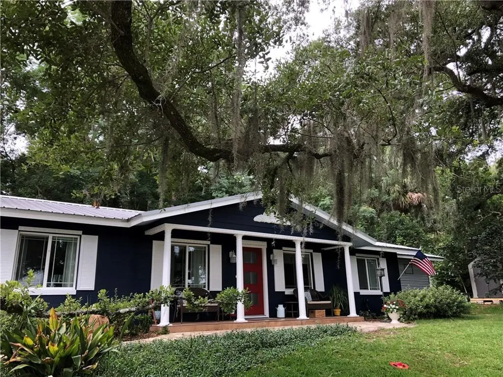 1444 E 5th Avenue Mount Dora FL 32757