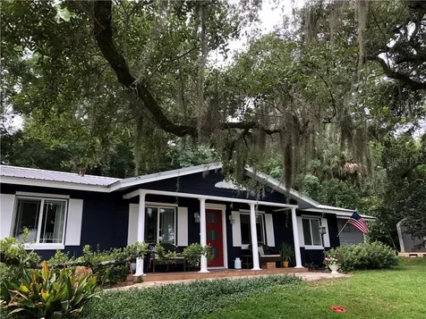 1444 E 5th Avenue Mount Dora FL 32757
