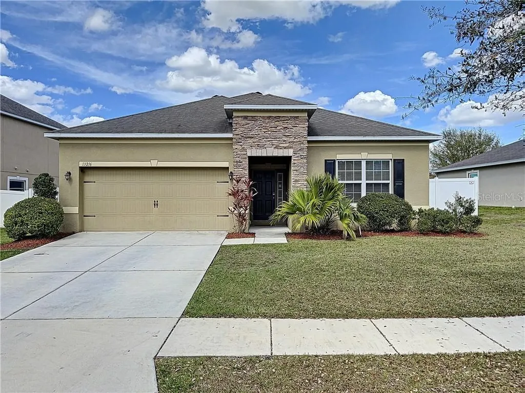 13216 Waterford Castle Drive Dade City FL 33525