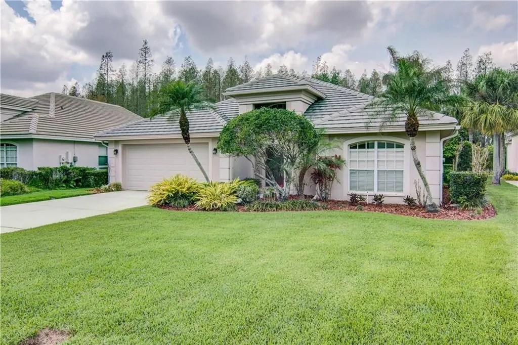 4421 Avenue Cannes Lutz FL 33558