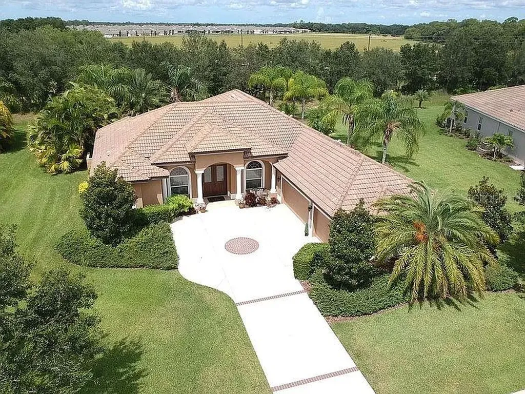 356 165th Court NE Bradenton FL 34212