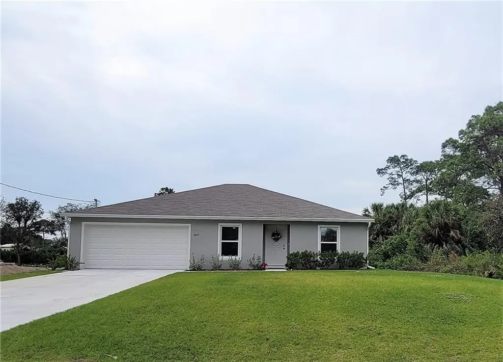 1827 Pierpoint Street North Port FL 34288