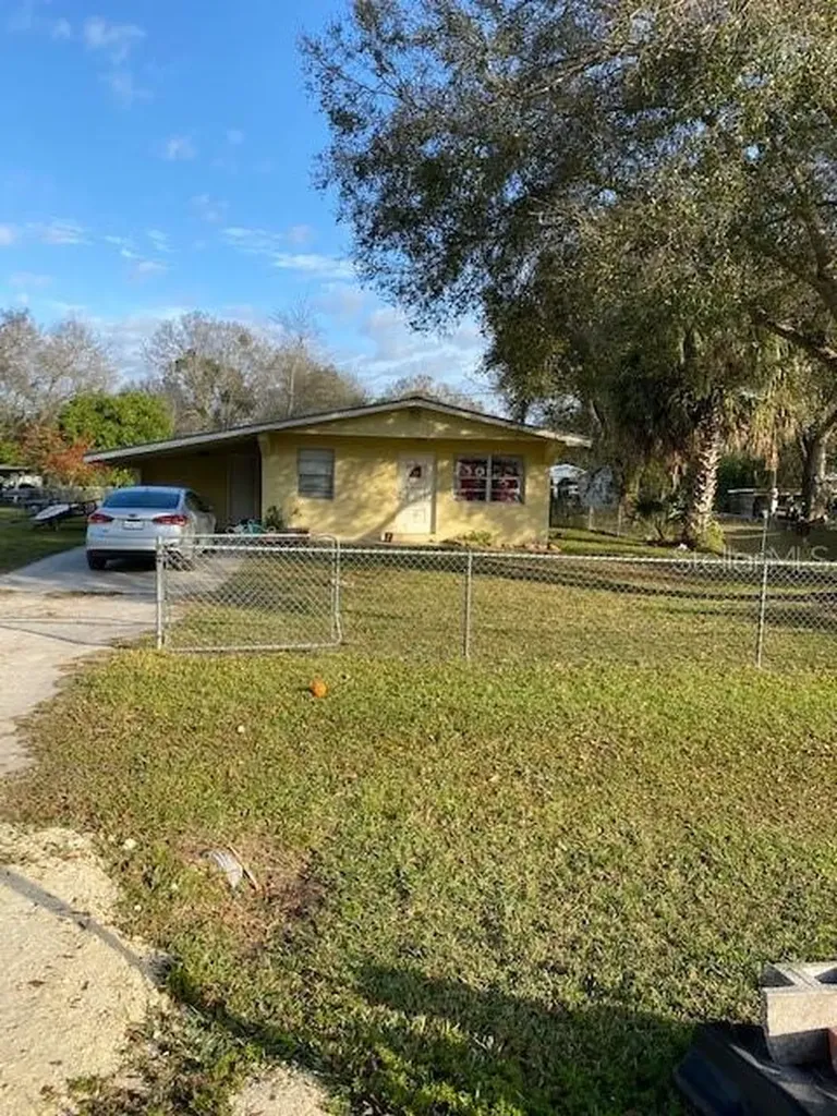 3283 NW 2nd Street Okeechobee FL 34972