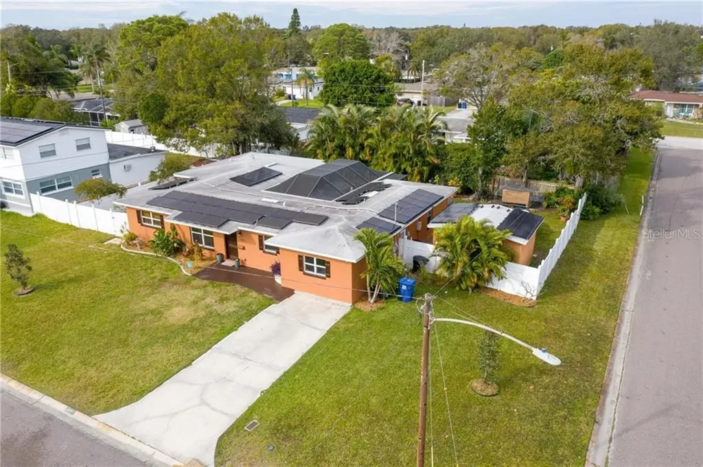 1851 66th Avenue N St Petersburg FL 33702