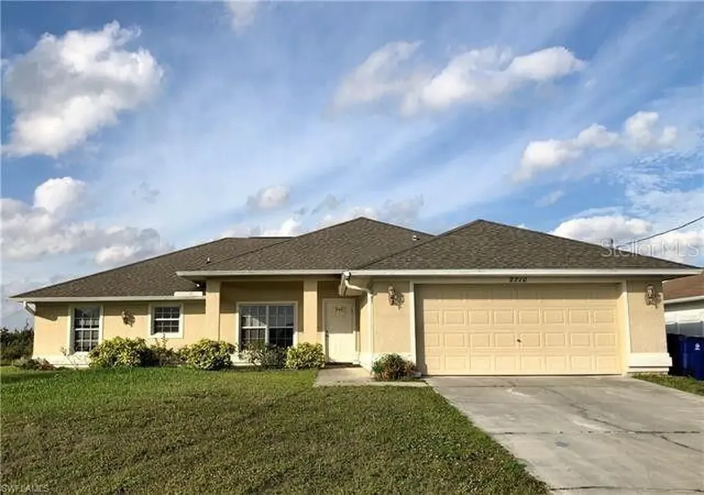 2710 27th Street SW Lehigh Acres FL 33976