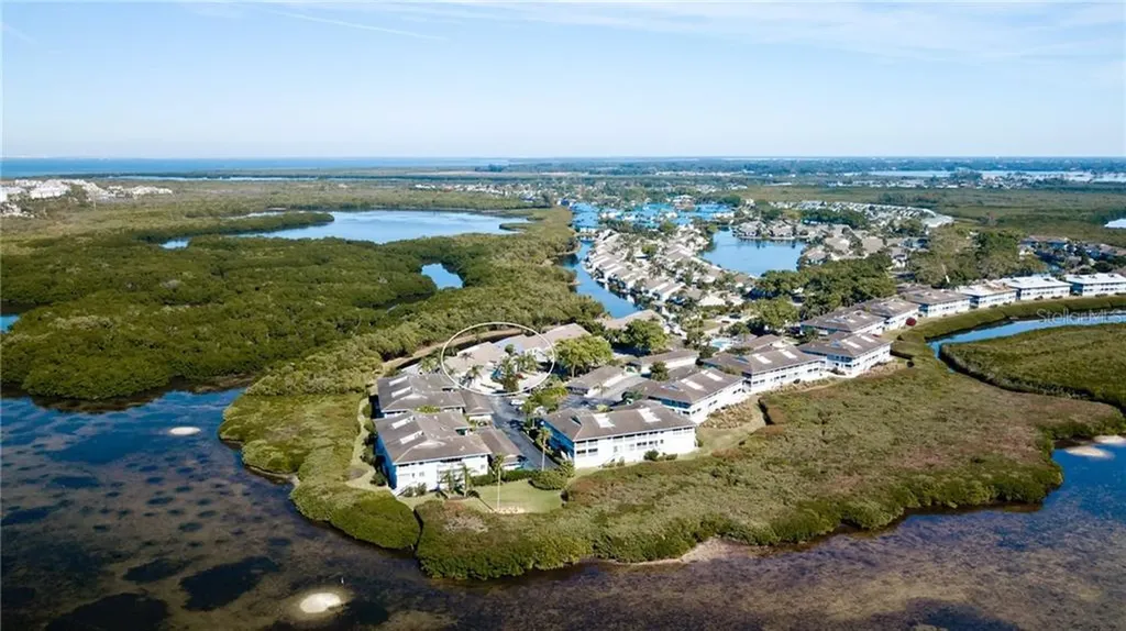 1324 Perico Point Circle Bradenton FL 34209