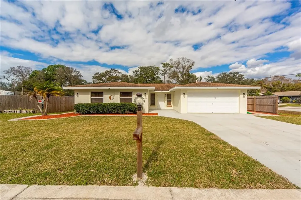 5611 79th Avenue N Pinellas Park FL 33781