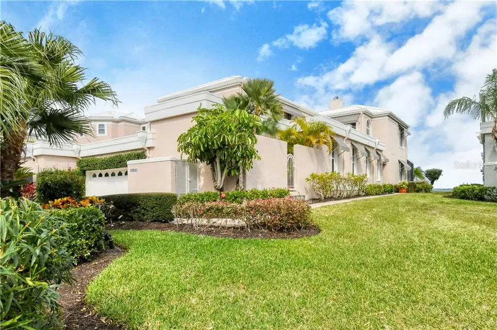 3530 Mistletoe Lane Longboat Key FL 34228