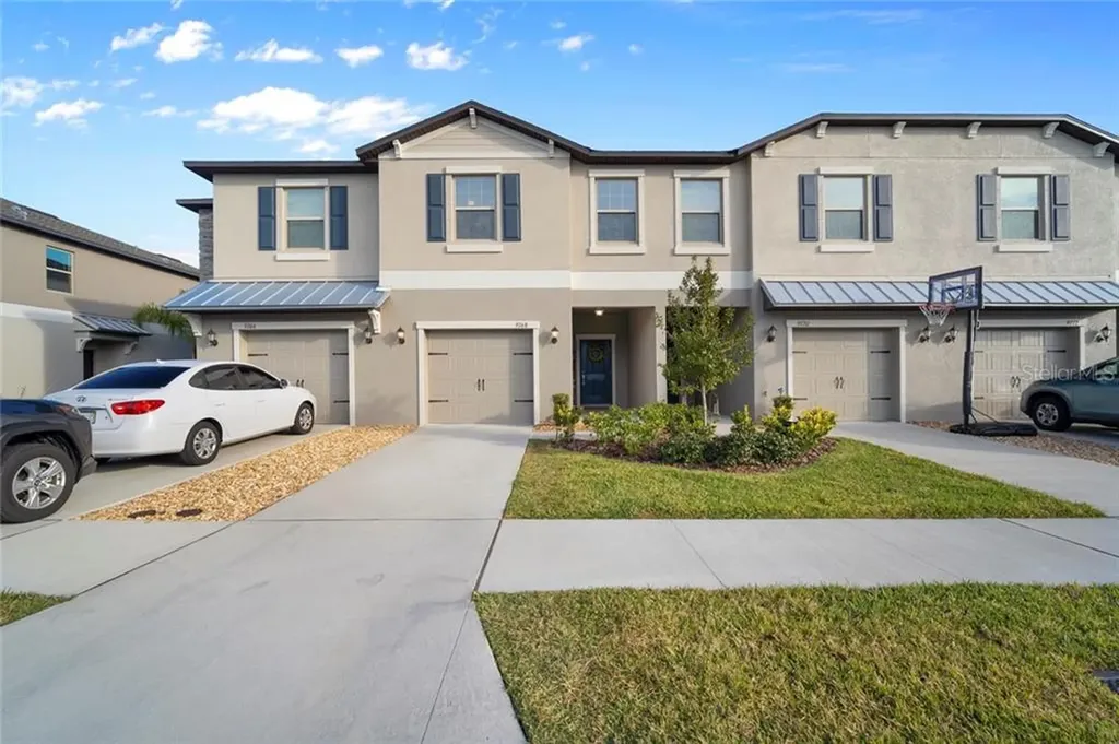 9768 Pembrooke Pines Drive Sun City Center FL 33573