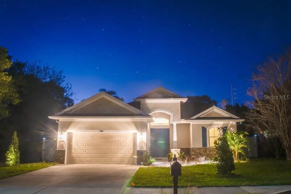 4827 Blue Jay Circle Palm Harbor FL 34683