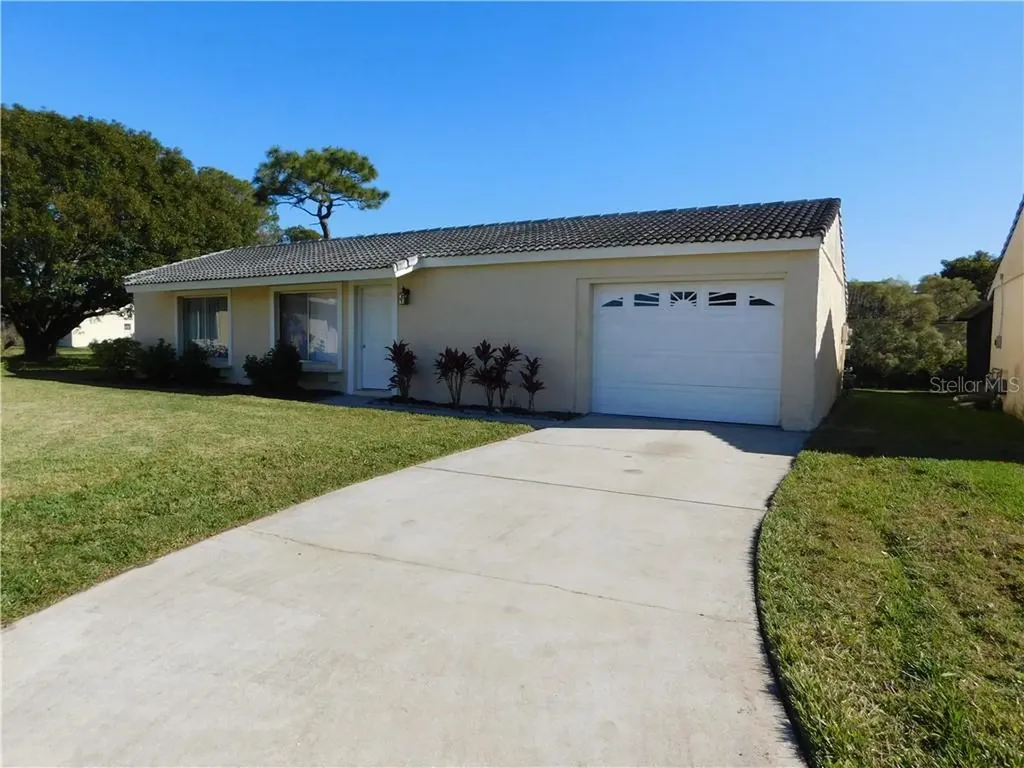10810 Waterford Court Orlando FL 32821