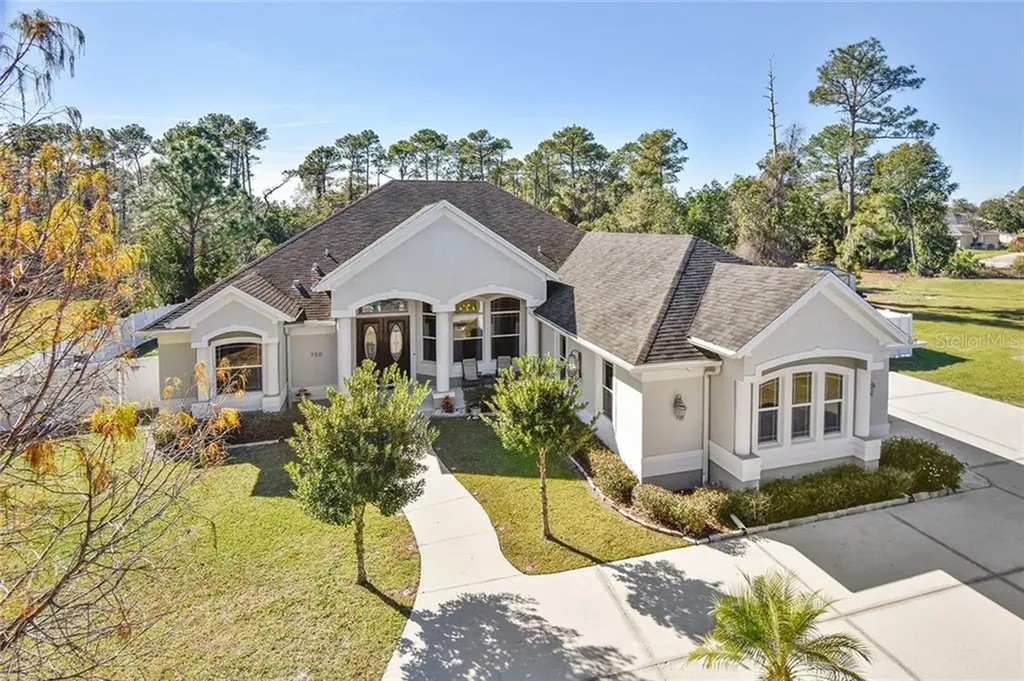 720 W Lorraine Drive Deltona FL 32725