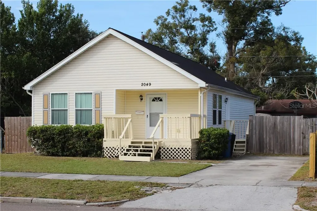 2049 28th Street S St Petersburg FL 33712