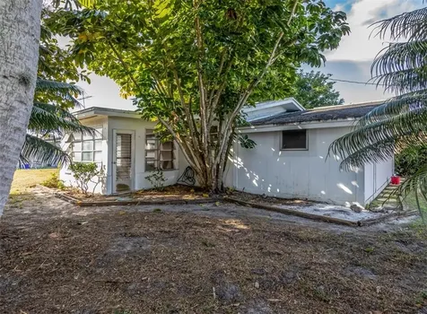 6512 Malaluka Road North Port FL 34287