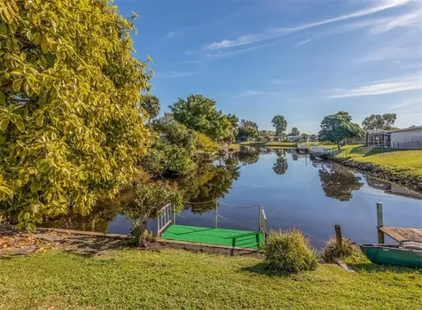 6512 Malaluka Road North Port FL 34287
