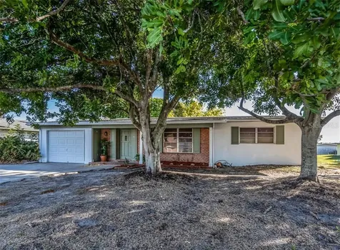 6512 Malaluka Road North Port FL 34287